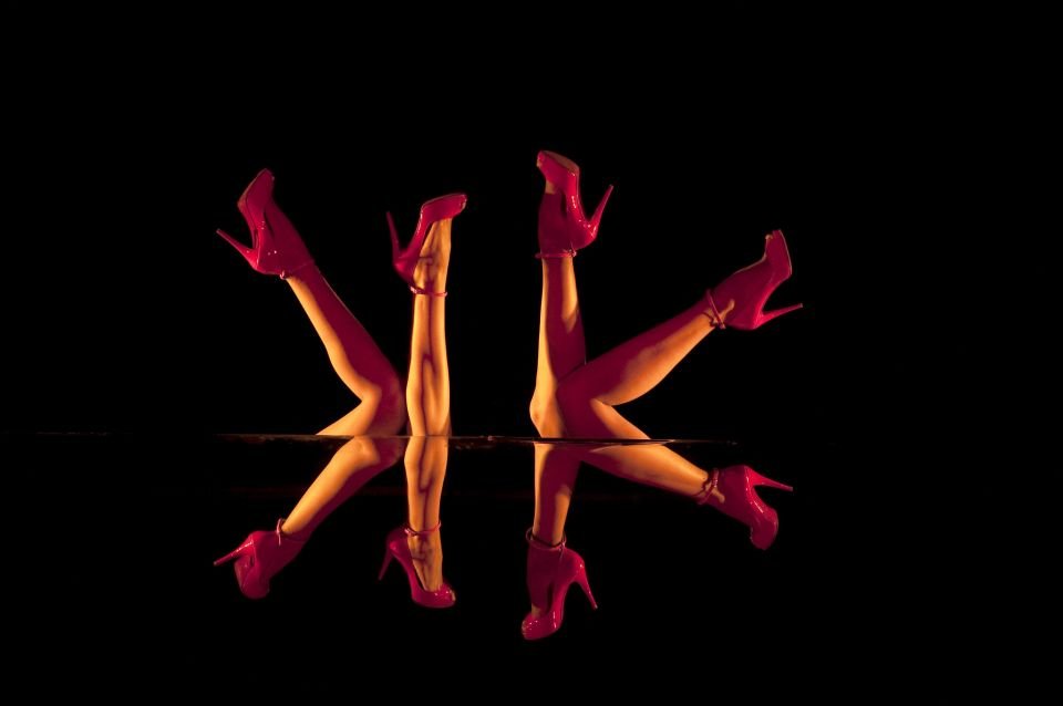 Билеты на Crazy Horse Paris 2026 - захватывающее кабаре-шоу